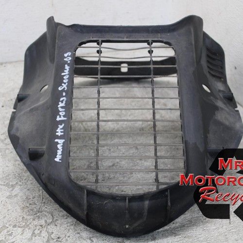 01-04 APRILIA ATLANTIC 500 OEM FRONT LOWER GRILLE CENTER COWL COVER H3
