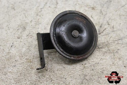 SUZUKI 01-05 BANDIT 1200 00-03 600 OEM HORN SIGNAL 38500-31F00 D8D