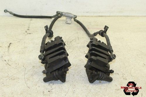 2004 SUZUKI KATANA 600 OEM RIGHT LEFT FRONT BRAKE CALIPER SET PAIR CALIPERS A36D