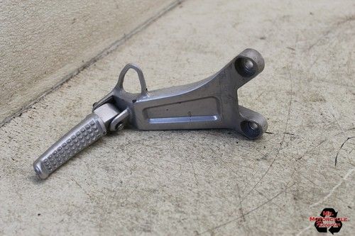 2003 2004 HONDA CBR600RR 600 RIGHT REAR BACK PASSENGER PEG 50720-K26-305 B13