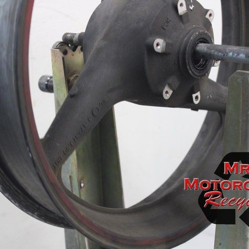 00-01 HONDA CBR929RR CBR 929 CBR929 OEM STRAIGHT FRONT WHEEL 17X3.50 W65