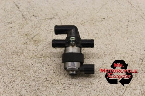 08-18 HONDA CBR 1000 RR AIR INJECTION CONTROL VALVE  36450-MCA-A62 E11