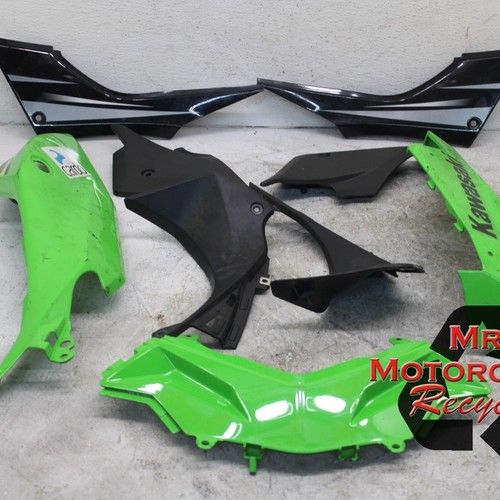 18-23 KAWASAKI NINJA 400 EX400 EX 400 OEM RIGHT LEFT INNER FAIRINGS PANEL a23d