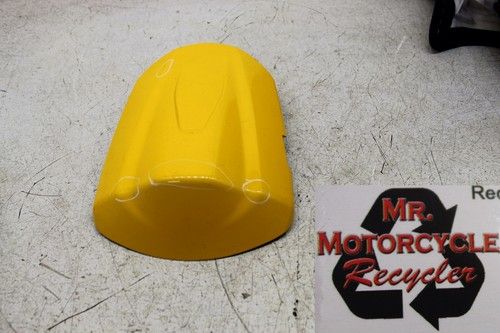 2008 SUZUKI GSXR600 OEM REAR BACK  TANDEM SEAT  PILLION COWL YELLOW  J10