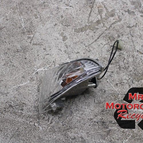 06-07 SUZUKI GSXR600 GSXR 600 750 GSXR750 OEM RIGHT REAR TURN SIGNAL  c2