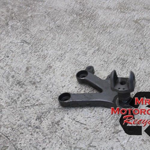 02 03 HONDA CBR954 RR CBR 954 FIREBLADE OEM bent LEFT DRIVER FOOT PEG BRACKET C4