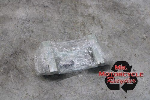 13-17 KAWASAKI NINJA 300 ZXR300 EX300 300 OEM SEAT FRAME MOUNT BRACKET L3