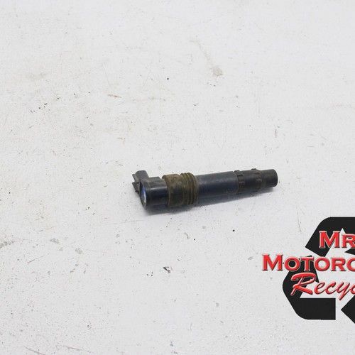 99-09 SUZUKI GSX1300R 1300 HAYABUSA IGNITION COIL SPARK PLUG CAP 129700 B2