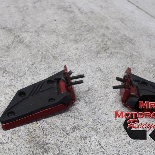 01-04 APRILIA ATLANTIC 500 OEM REAR BACK PASSENGER PEG SET PAIR H1