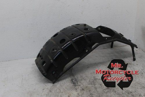 06-09 SUZUKI BOULEVARD VL800 C50 OEM REAR FENDER SUPPORT FRAME SUBFRAME J3
