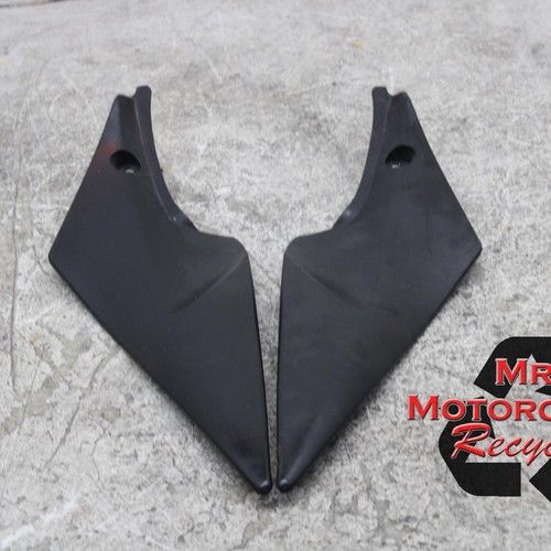 06-07 SUZUKI GSXR600 GSXR 600 750 GSXR750 OEM RIGHT LEFT GAS FUEL TANK PANELS C2