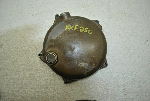 04 05 KAWASAKI KX250F 250 OUTER CLUTCH COVER SUZUKI RMZ 250 OUTER COVER D21