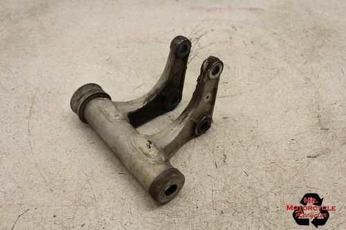1982 YAMAHA YZ125 OEM REAR DOGBONE SHOCK LINKAGE LINK D27D