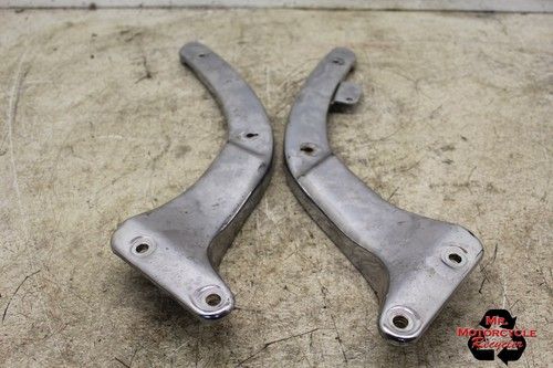 99-10 YAMAHA V STAR 650 REAR PASSENGER FENDER GRAB RAIL 5BN-21613-10-00