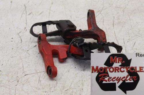 1985 HONDA XR200R OEM LEFT RIGHT FOOT RESTS PEGS D42D