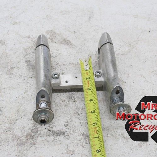 05 06 07 08 09 SUZUKI BOULEVARD M50 VZ800 800 OEM HANDLEBAR RISERS C6D