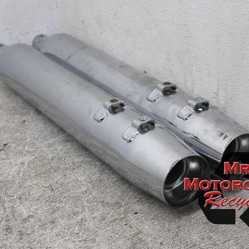17-20 HARLEY-DAVIDSON SOFTAIL FLT OEM MUFFLER EXHAUST HARFLT/1746-1868  Q