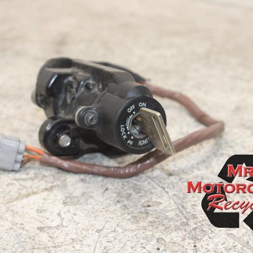 05 06 SUZUKI GSXR1000 GSXR 1000 OEM IGNITION LOCK W KEY L17