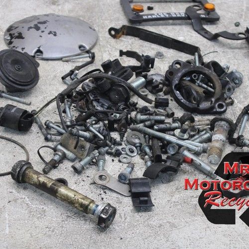 04-08 HARLEY SPORTSTER CUSTOM 883 XL883 OEM MISCELLANOUS BOLTS HARDWARE N3