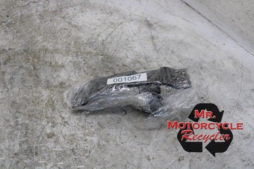 13-17 KAWASAKI NINJA 300 ZXR300 EX300 300 OEM FRONT GAS TANK BRACKET MOUNT L3