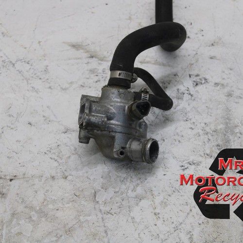 00-01 HONDA CBR929RR CBR 929 CBR929 OEM THERMOSTAT HOUSING B3