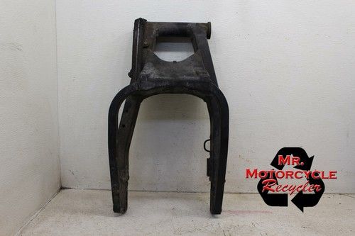 04 05 SUZUKI  GSXR750  GSXR750X OEM REAR SWINGARM C45D