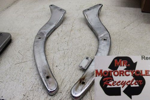 2003 YAMAHA V STAR 650 CHROME OEM REAR BACK WHEEL FENDER STRUTS BRACKETS  M-4