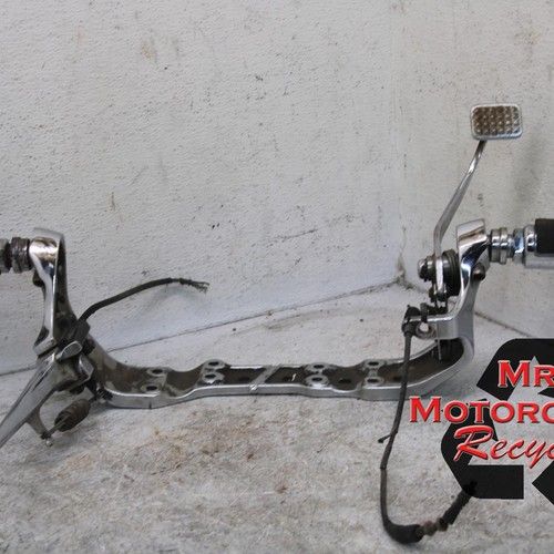 90-03 SUZUKI INTRUDER 1400 VS1400GLP VS1400 OEM FRONT FOOT PEGS SET PAIR C33D