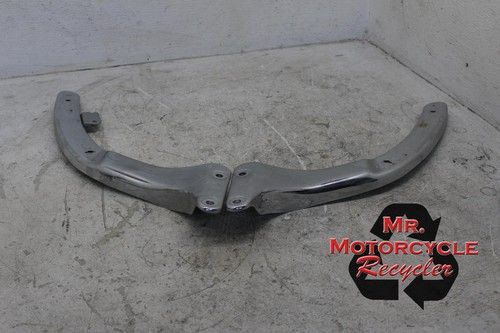 98-04 YAMAHA V STAR 650 XVS650 CLASSIC OEM PASSENGER GRAB BAR HANDLE B11