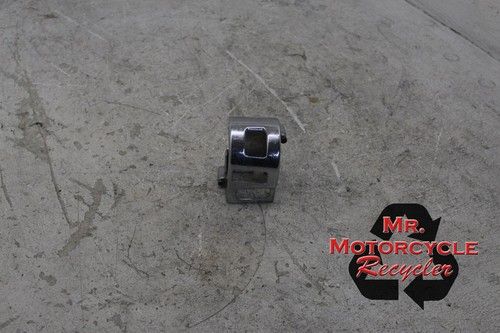 98-03 YAMAHA V STAR 650 XVS650  HORN SIGNALS SWITCH COVER c11