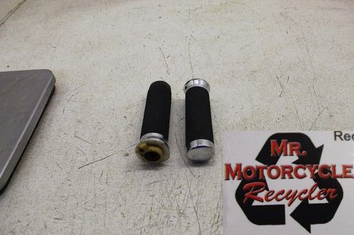 1982 KAWASAKI KZ1100D OEM RIGHT LEFT CLIPON HANDLEBAR GRIPS GRIP PAIR SET  E8